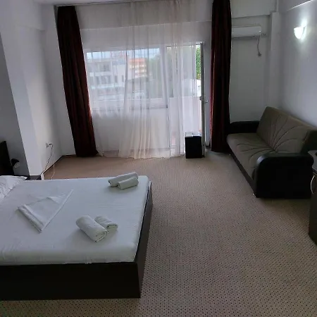 Gasthuis Casa Rodica 3*